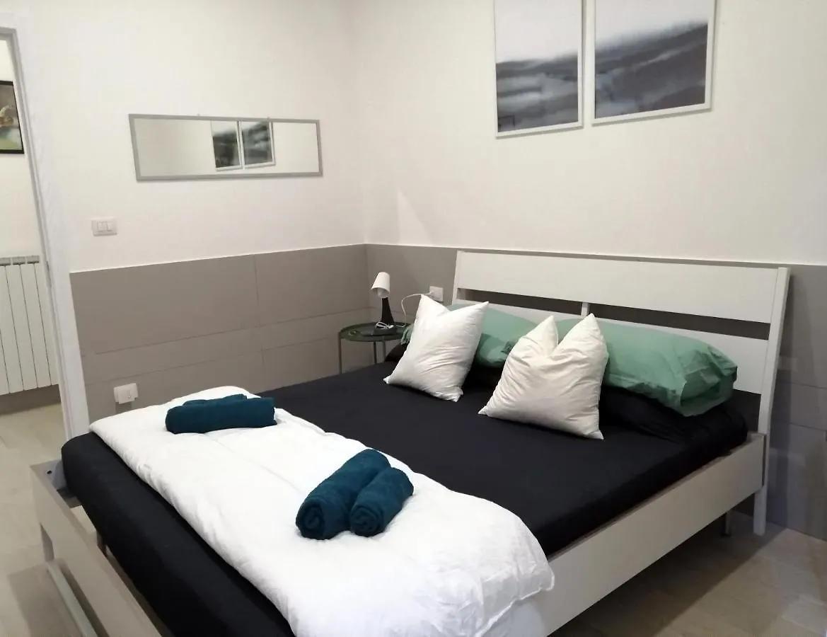 La Casa Blu Apartment Bari 0*,